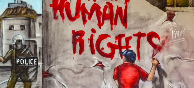 Titelbild: Menschenrechte lassen sich nicht erzwingen