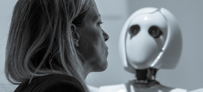 Titelbild: KI in der Betreuung &auml;lterer Menschen. Eine ethische Reflexion &uuml;ber digitale F&uuml;rsorge