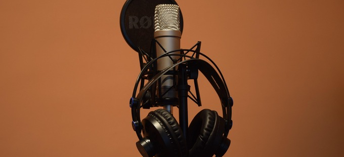 Titelbild: Propaganda und Desinformation