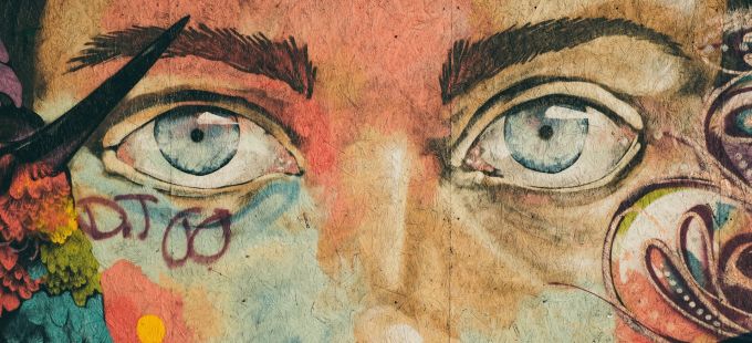 Titelbild: Was bedeutet es, eine Frau zu sein?