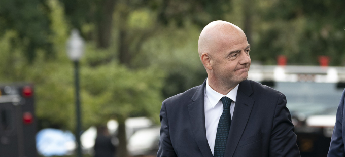 Titelbild: „Gianni Infantino hängt wie eine Marionette an den Fäden der Saudi“