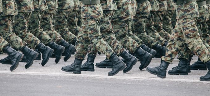 Titelbild: Einspruch: Keine mentale Aufrüstung im Namen Hegels!