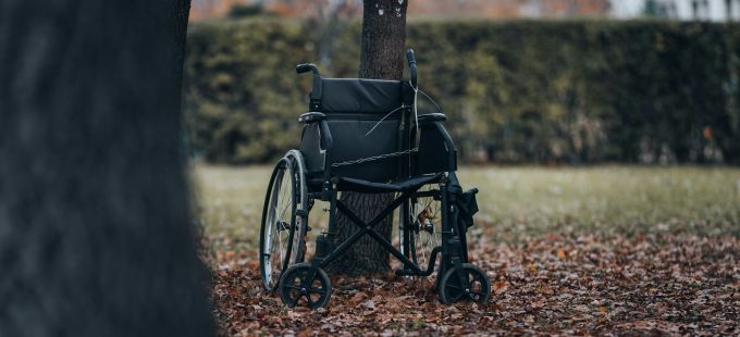 Titelbild: Ableismus und Philosophie: Behindertenfeindliches Denken hat Tradition